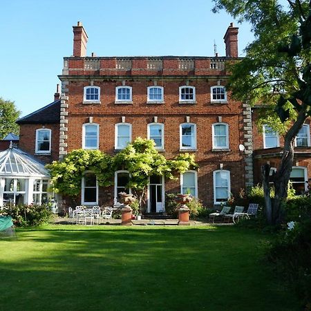 West Wing D'Isney Place. ลินคอล์น ภายนอก รูปภาพ
