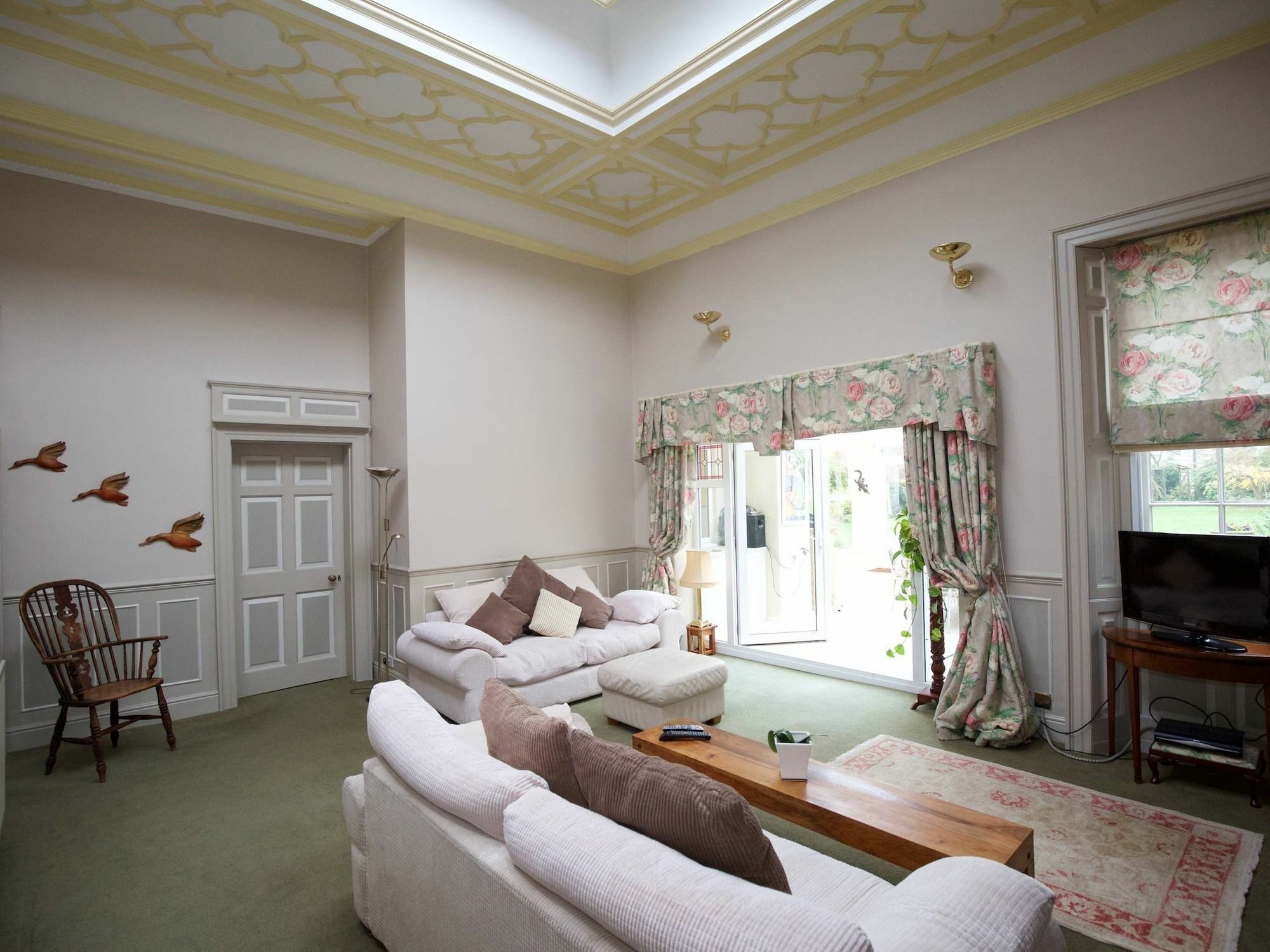 West Wing D'Isney Place. ลินคอล์น ภายนอก รูปภาพ